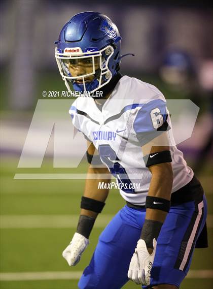 Thumbnail 2 in Conway @ Fayetteville (AAA 7A Semifinal Playoff) photogallery.