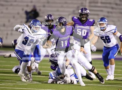 Thumbnail 3 in Conway @ Fayetteville (AAA 7A Semifinal Playoff) photogallery.