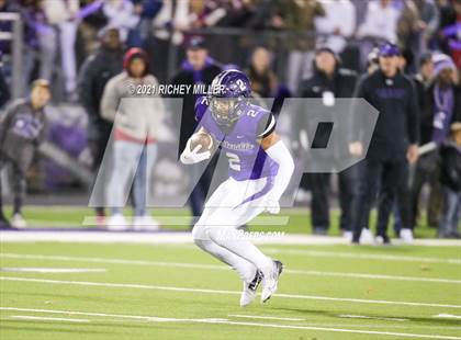 Thumbnail 2 in Conway @ Fayetteville (AAA 7A Semifinal Playoff) photogallery.