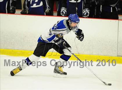 Thumbnail 3 in Hall/Southington @ East Catholic photogallery.