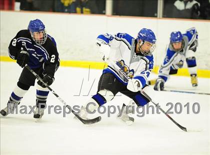 Thumbnail 1 in Hall/Southington @ East Catholic photogallery.