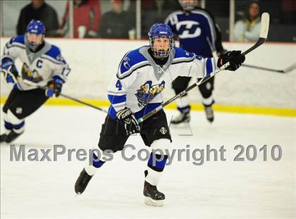 Thumbnail 1 in Hall/Southington @ East Catholic photogallery.