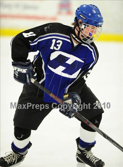 Thumbnail 3 in Hall/Southington @ East Catholic photogallery.