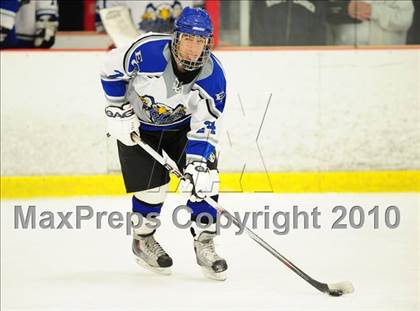 Thumbnail 1 in Hall/Southington @ East Catholic photogallery.