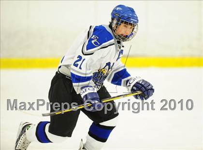 Thumbnail 1 in Hall/Southington @ East Catholic photogallery.