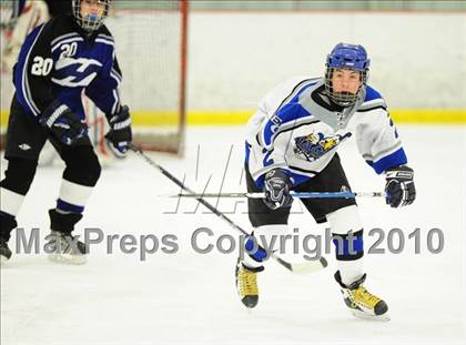Thumbnail 1 in Hall/Southington @ East Catholic photogallery.