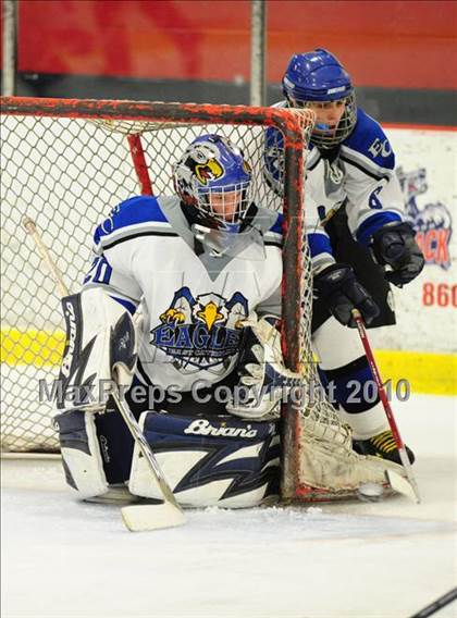 Thumbnail 2 in Hall/Southington @ East Catholic photogallery.