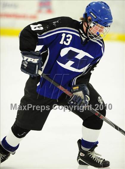 Thumbnail 1 in Hall/Southington @ East Catholic photogallery.