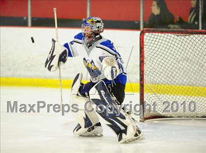 Thumbnail 2 in Hall/Southington @ East Catholic photogallery.
