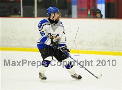 Thumbnail 1 in Hall/Southington @ East Catholic photogallery.