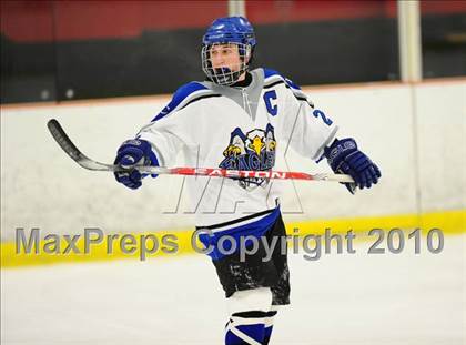 Thumbnail 1 in Hall/Southington @ East Catholic photogallery.