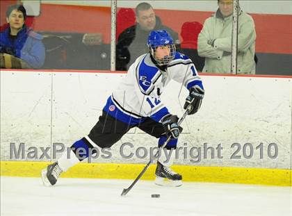 Thumbnail 1 in Hall/Southington @ East Catholic photogallery.