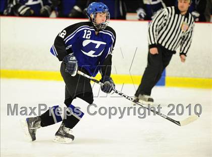 Thumbnail 3 in Hall/Southington @ East Catholic photogallery.