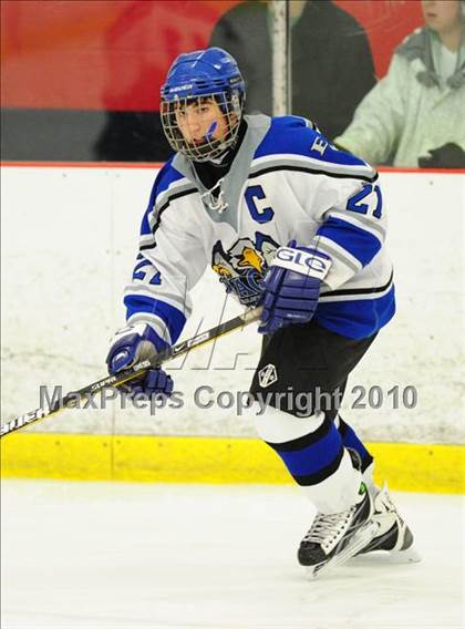 Thumbnail 1 in Hall/Southington @ East Catholic photogallery.