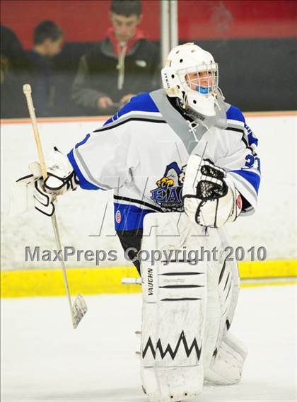 Thumbnail 1 in Hall/Southington @ East Catholic photogallery.