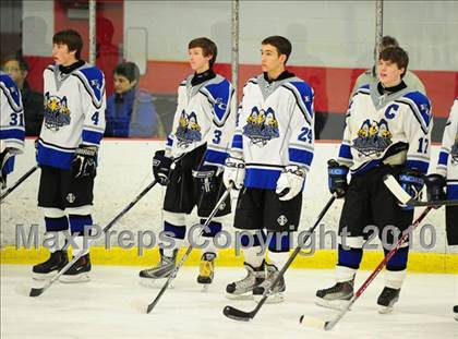 Thumbnail 1 in Hall/Southington @ East Catholic photogallery.