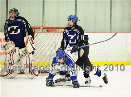Thumbnail 2 in Hall/Southington @ East Catholic photogallery.