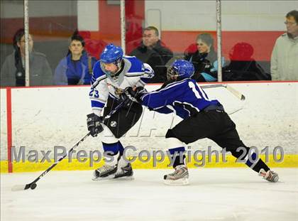 Thumbnail 2 in Hall/Southington @ East Catholic photogallery.
