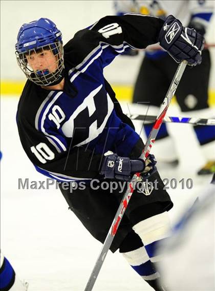 Thumbnail 1 in Hall/Southington @ East Catholic photogallery.