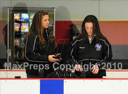 Thumbnail 1 in Hall/Southington @ East Catholic photogallery.