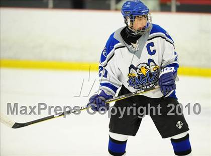 Thumbnail 1 in Hall/Southington @ East Catholic photogallery.