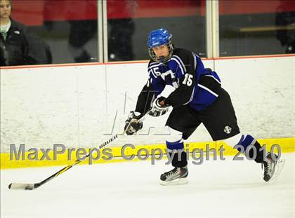 Thumbnail 1 in Hall/Southington @ East Catholic photogallery.