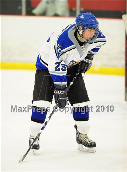 Thumbnail 1 in Hall/Southington @ East Catholic photogallery.