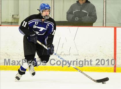 Thumbnail 2 in Hall/Southington @ East Catholic photogallery.