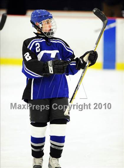 Thumbnail 1 in Hall/Southington @ East Catholic photogallery.