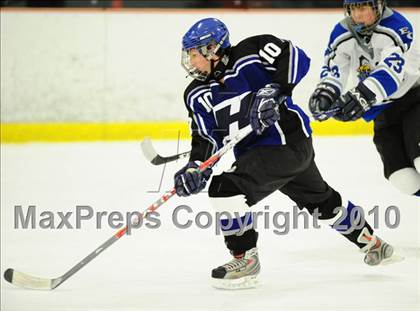 Thumbnail 2 in Hall/Southington @ East Catholic photogallery.