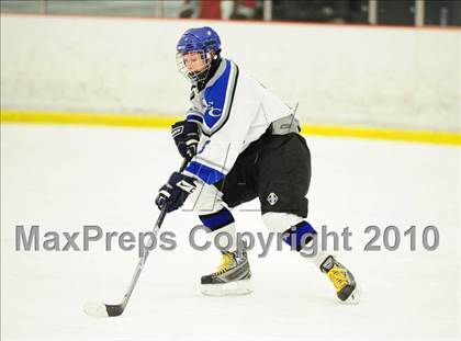 Thumbnail 3 in Hall/Southington @ East Catholic photogallery.