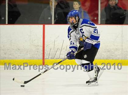 Thumbnail 1 in Hall/Southington @ East Catholic photogallery.