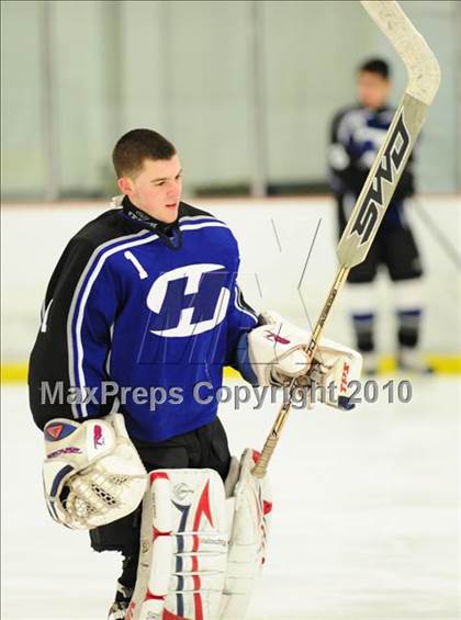 Thumbnail 2 in Hall/Southington @ East Catholic photogallery.
