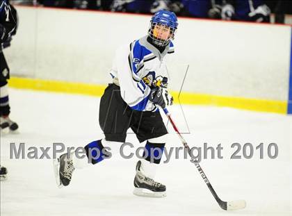 Thumbnail 1 in Hall/Southington @ East Catholic photogallery.