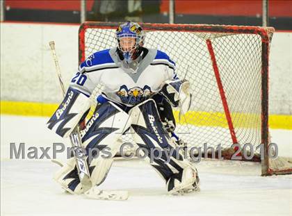 Thumbnail 1 in Hall/Southington @ East Catholic photogallery.