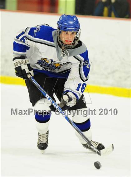 Thumbnail 2 in Hall/Southington @ East Catholic photogallery.