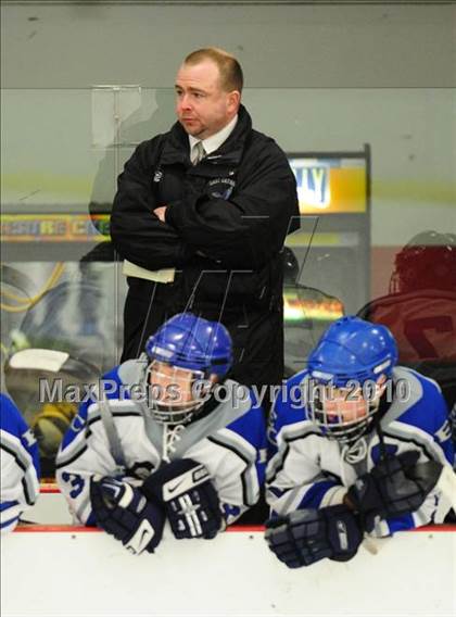 Thumbnail 3 in Hall/Southington @ East Catholic photogallery.