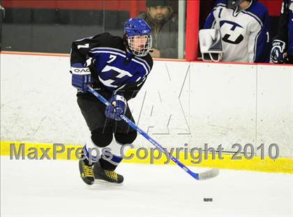 Thumbnail 3 in Hall/Southington @ East Catholic photogallery.