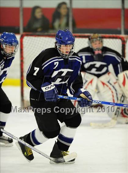 Thumbnail 3 in Hall/Southington @ East Catholic photogallery.