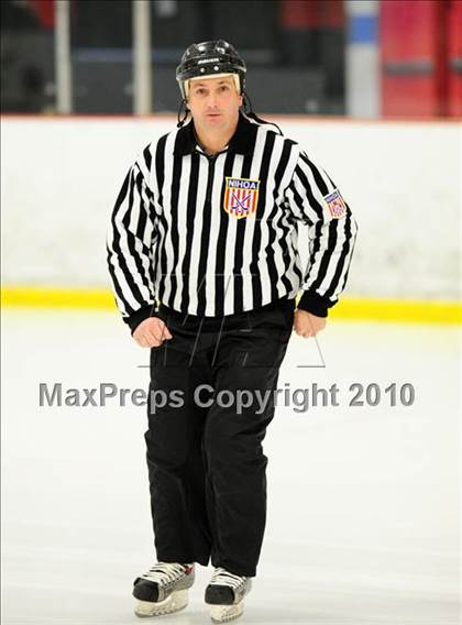 Thumbnail 2 in Hall/Southington @ East Catholic photogallery.