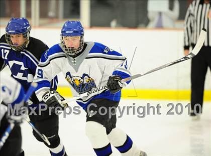 Thumbnail 1 in Hall/Southington @ East Catholic photogallery.