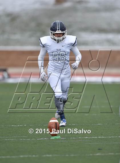 Thumbnail 1 in Valor Christian @ Cherry Creek (CHSAA 5A Semifinal) photogallery.