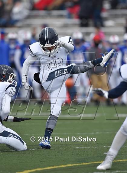 Thumbnail 2 in Valor Christian @ Cherry Creek (CHSAA 5A Semifinal) photogallery.