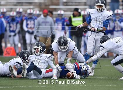 Thumbnail 3 in Valor Christian @ Cherry Creek (CHSAA 5A Semifinal) photogallery.