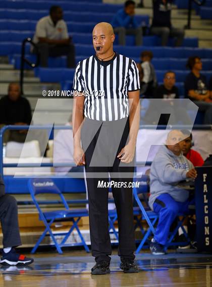 Thumbnail 3 in Durango vs. Maranatha (Rolling Hills Prep State Preview Classic) photogallery.