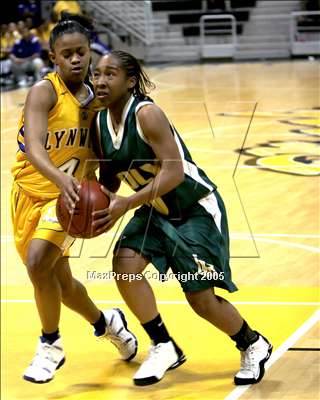 Thumbnail 3 in Long Beach Poly vs. Lynwood (Sec. I-AA Final)  photogallery.
