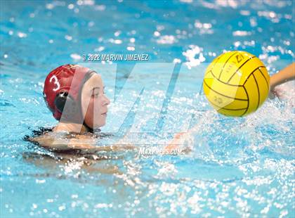 Thumbnail 3 in Agoura vs. Oaks Christian photogallery.