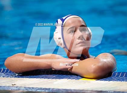 Thumbnail 2 in Agoura vs. Oaks Christian photogallery.