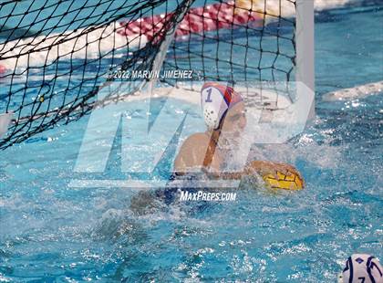 Thumbnail 2 in Agoura vs. Oaks Christian photogallery.