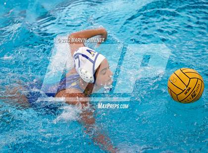 Thumbnail 1 in Agoura vs. Oaks Christian photogallery.